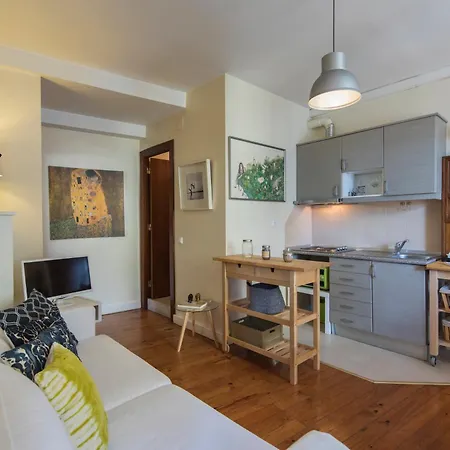 Apartment Martim Moniz *